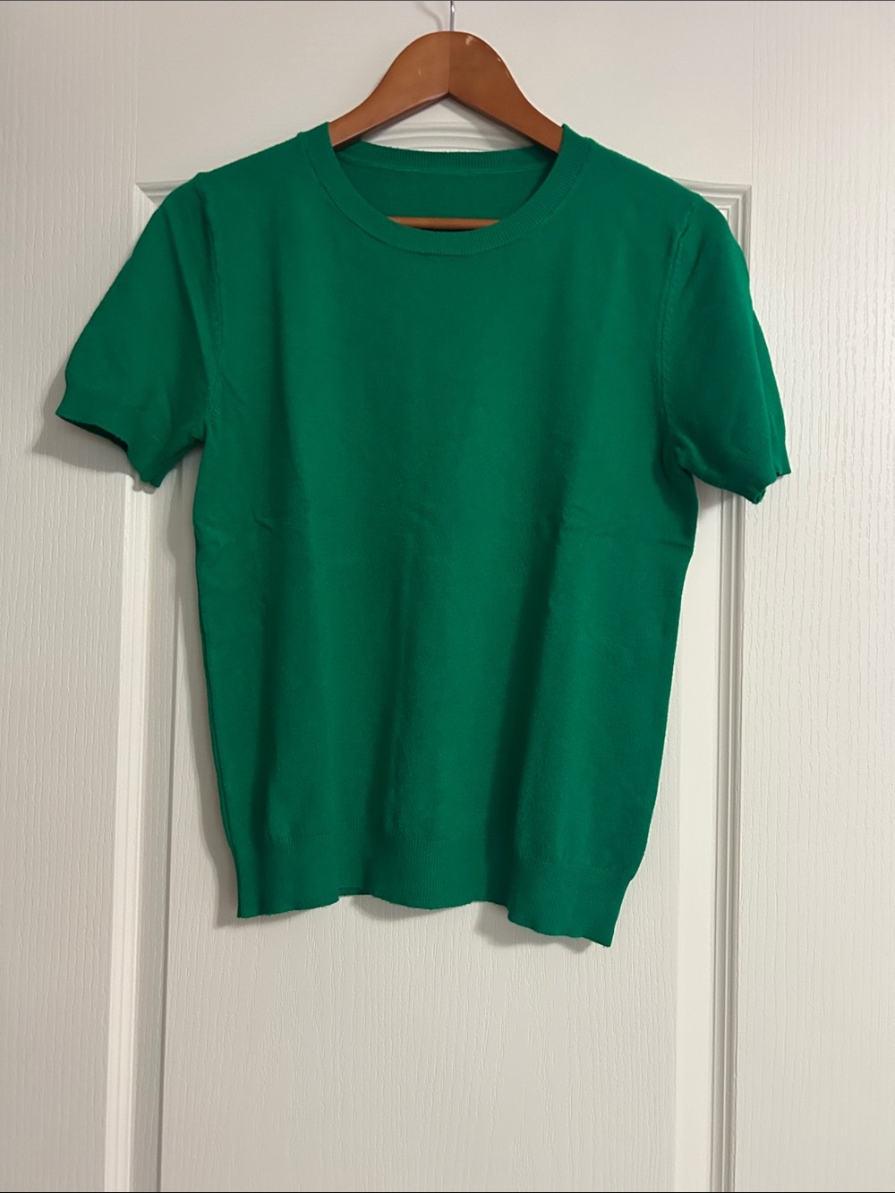 Women’s  Short Sleeve Crewneck Sweater  - Emerald Green